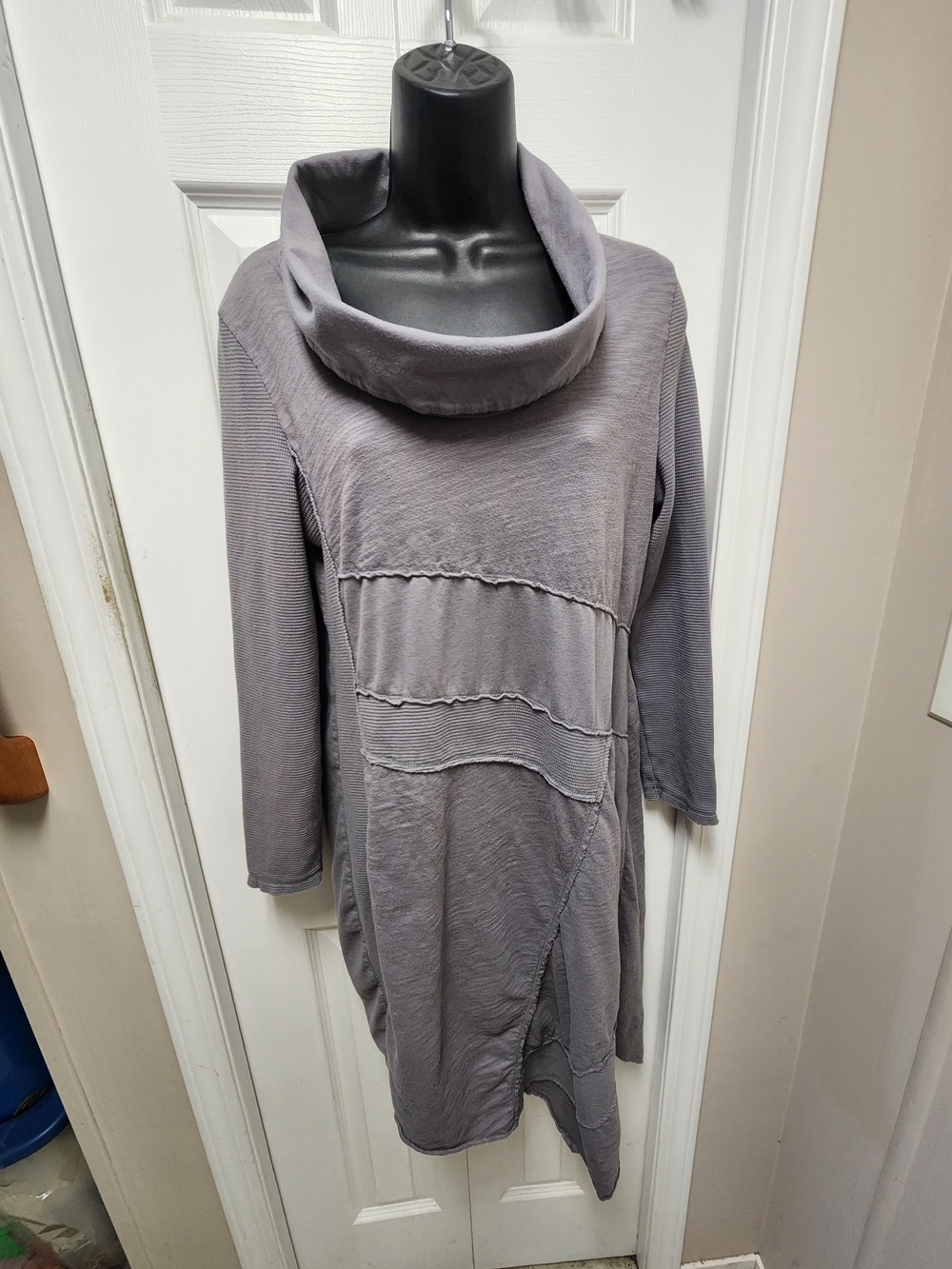 🍉Neon Buddha Gray Cowl Neck Tunic Dress.
